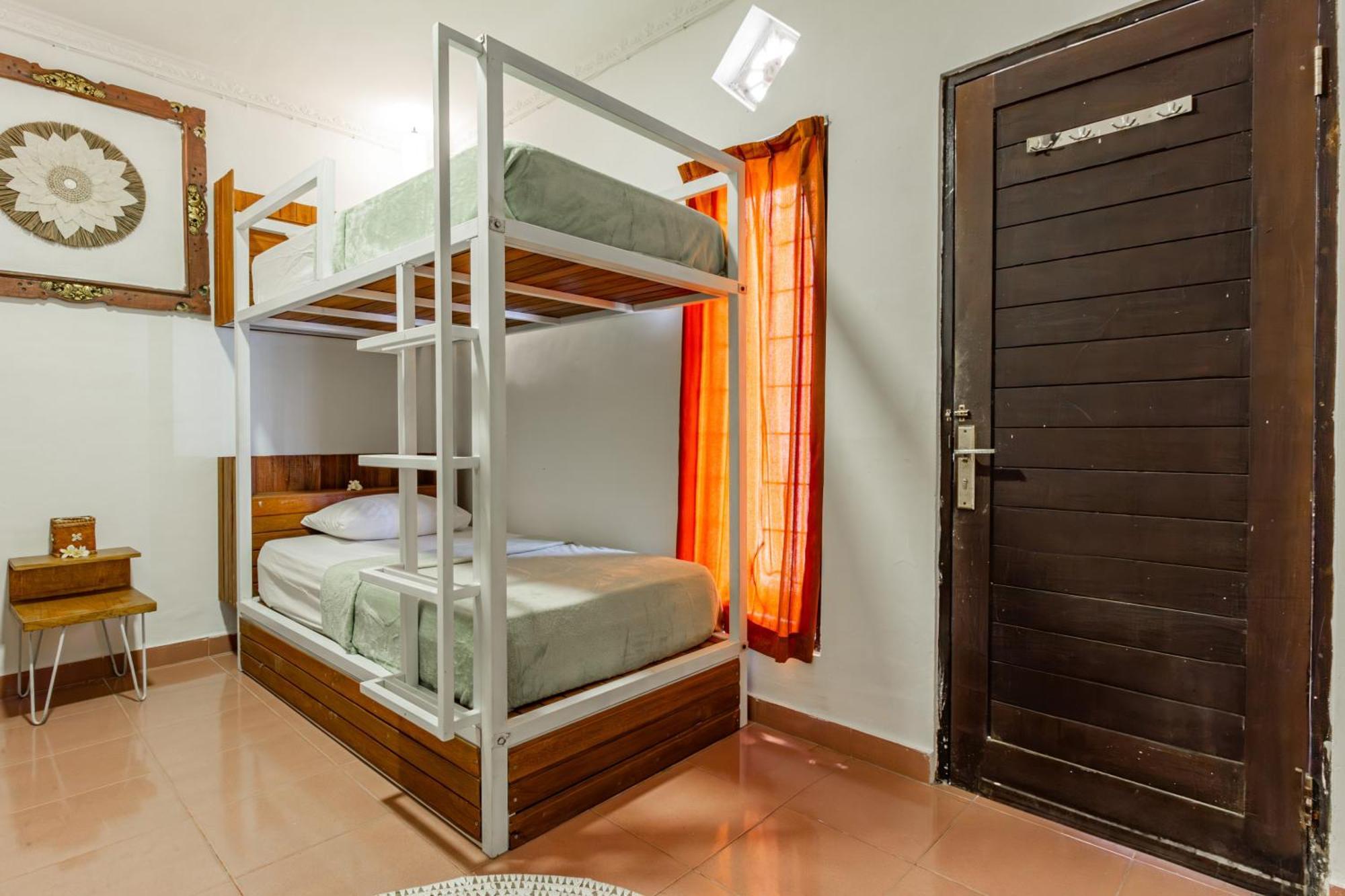Capital O 93944 Geweka Homestay Jimbaran Kültér fotó
